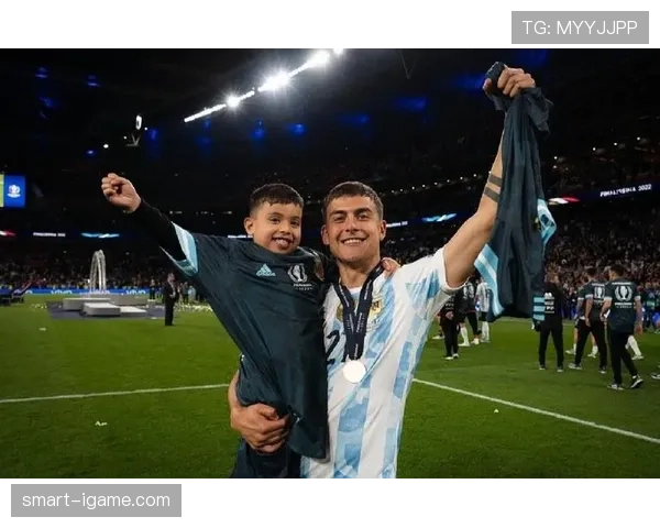 阿库尼亚再展速度优势，刷新赛季纪录表现抢眼